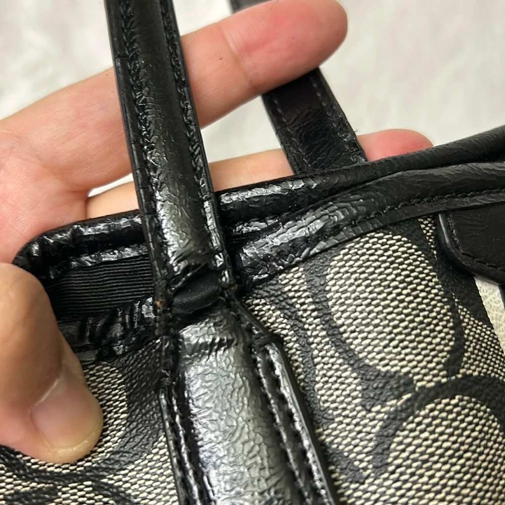 🖤COACH Signature black & gray tote or shoulder bag - Picture 13 of 14